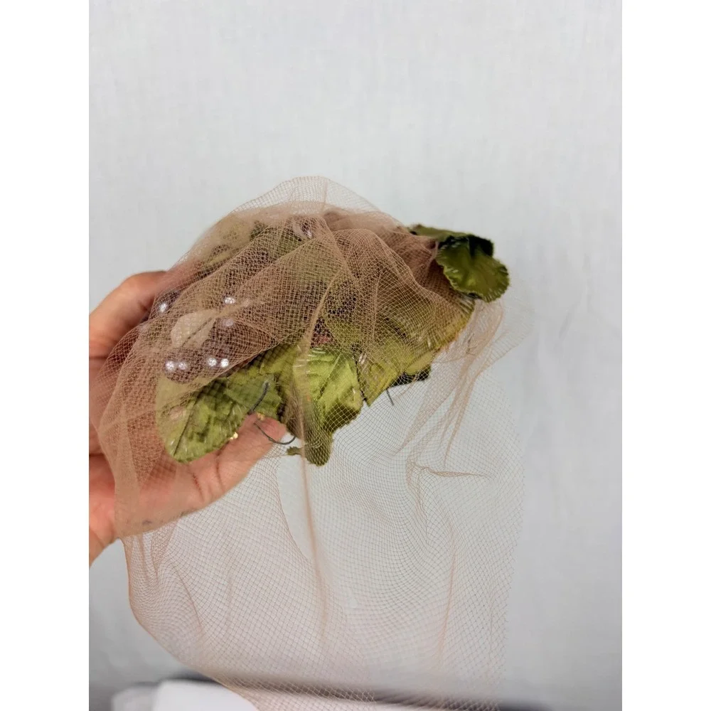 Vintage Karen Lynn Exclusive Green Leaf Berry Birdcage Veil Fascinator Hat